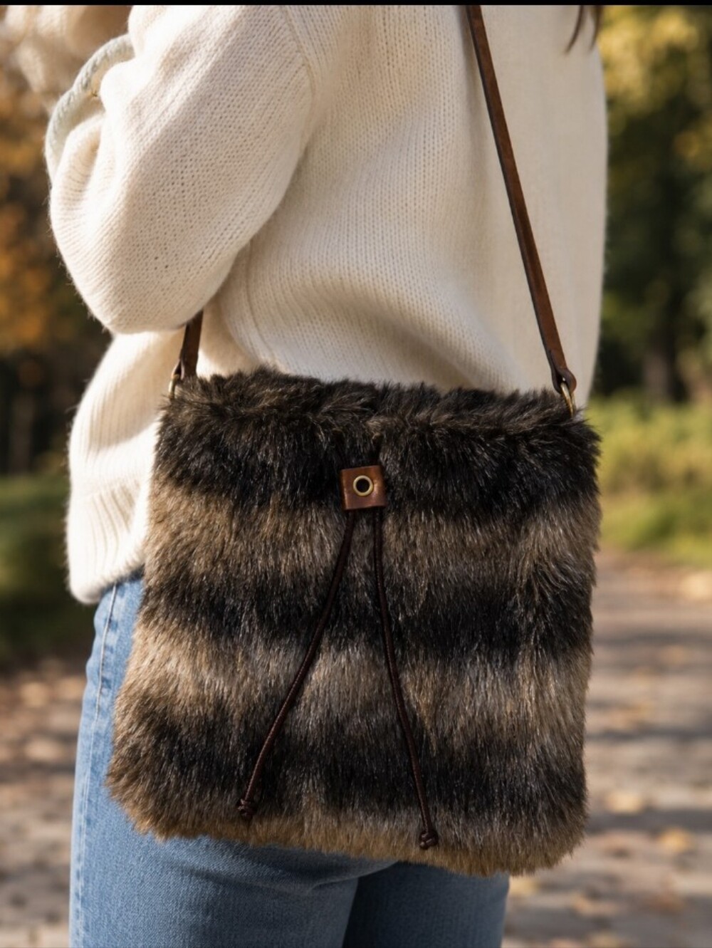 VTG fur purse. By Norpelta Norwood Mills